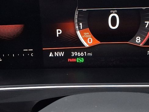 Used 2023 Volkswagen Tiguan SE R-Line image 20