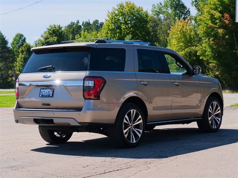 Used 2020 Ford Expedition Limited w/ Equipment Group 302A AWD/4WD image 5