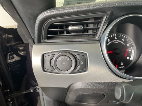 Used 2022 Ford Mustang Premium image 13