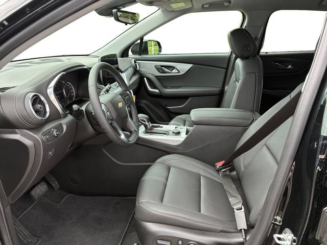 New 2026 Chevrolet Blazer LT w/ Sound & Technology Package AWD/4WD image 11