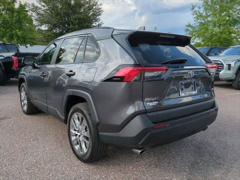 Certified 2023 Toyota RAV4 XLE Premium FWD image 4