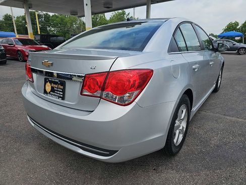 Used 2013 Chevrolet Cruze LT w/ RS Package image 18