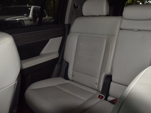 Used 2024 Hyundai Santa Fe Limited FWD image 20