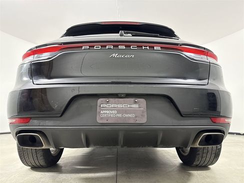 Certified 2021 Porsche Macan image 19