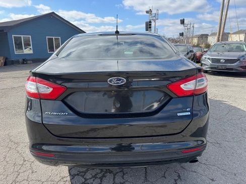 Used 2013 Ford Fusion SE image 5