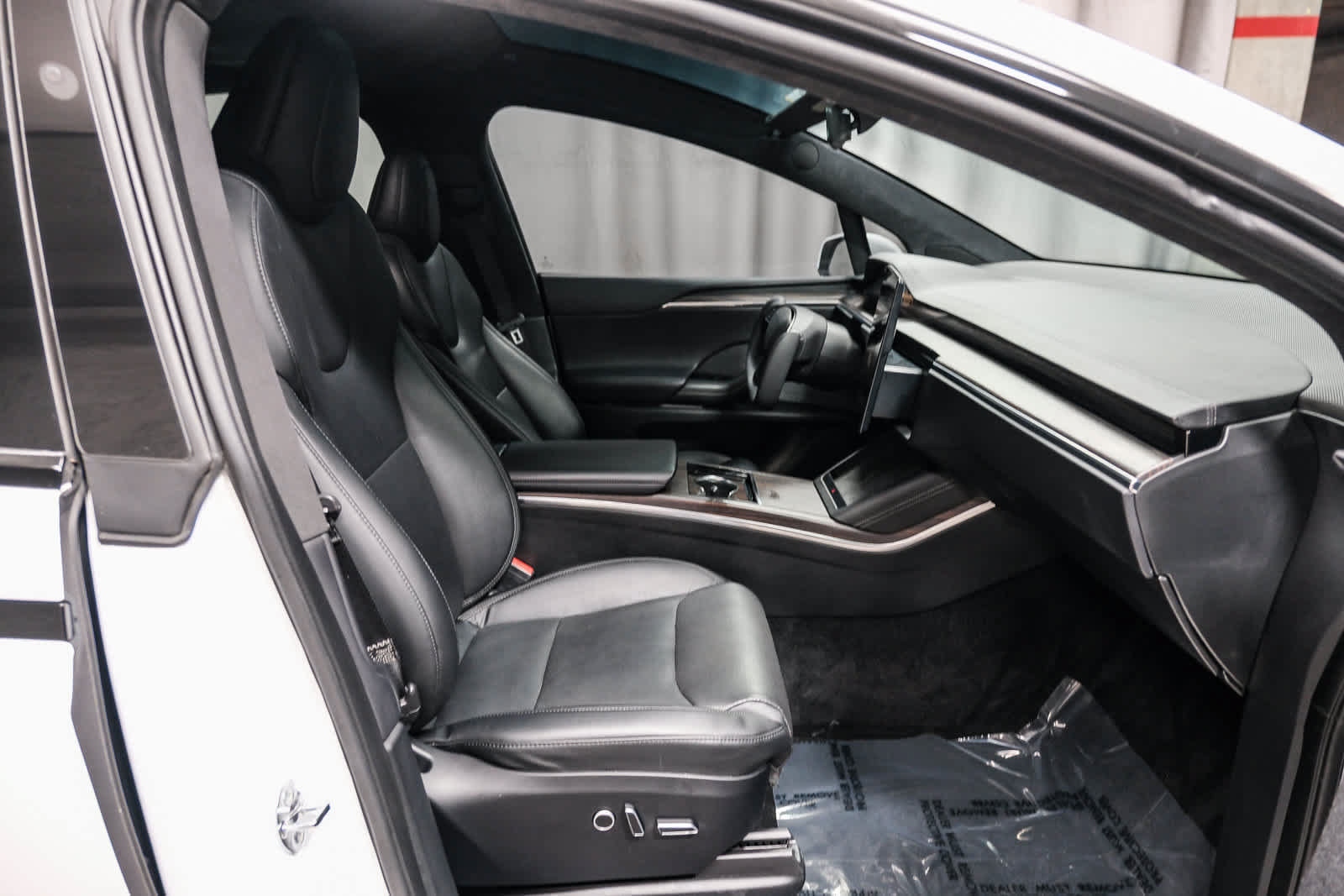 Used 2023 Tesla Model X AWD/4WD image 12