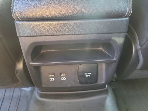 Used 2020 Ford Ranger Lariat w/ Equipment Group 501A Mid image 11