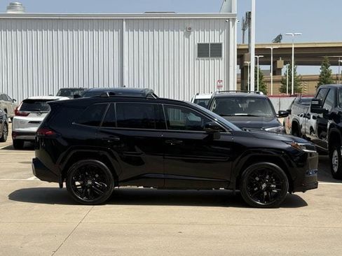 Used 2026 Toyota RAV4 XSE w/ Panoramic Sun Roof Package AWD/4WD image 3