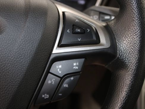 Certified 2020 Ford Fusion SE FWD image 34