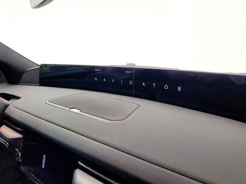 Used 2025 Lincoln Navigator Reserve w/ Jet Appearance Package image 28
