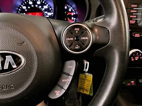 Used 2016 Kia Soul FWD image 18