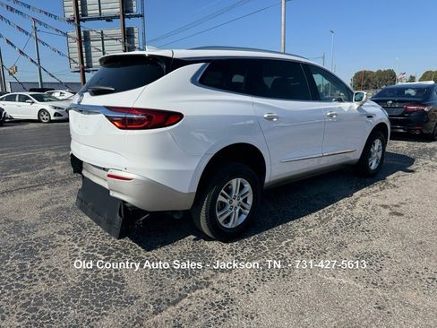 Used 2020 Buick Enclave Essence image 6