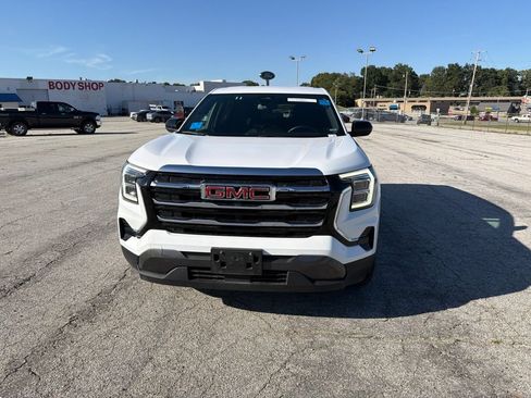Used 2025 GMC Terrain Elevation AWD/4WD image 8