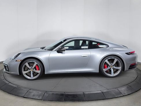 Used 2024 Porsche 911 Carrera T image 2