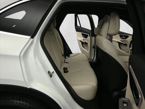 Certified 2026 Mercedes-Benz GLC 300 4MATIC image 23