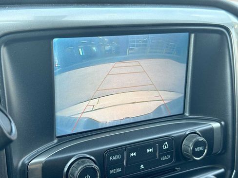 Used 2018 Chevrolet Silverado 1500 LT w/ Midnight Edition AWD/4WD image 27