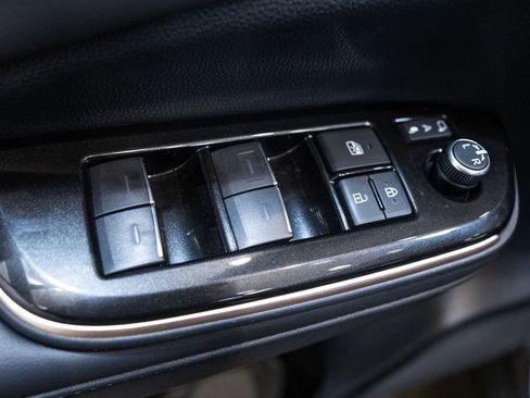 Certified 2024 Toyota Crown Limited image 19