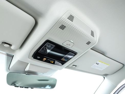 New 2026 Volkswagen Tiguan SE image 26