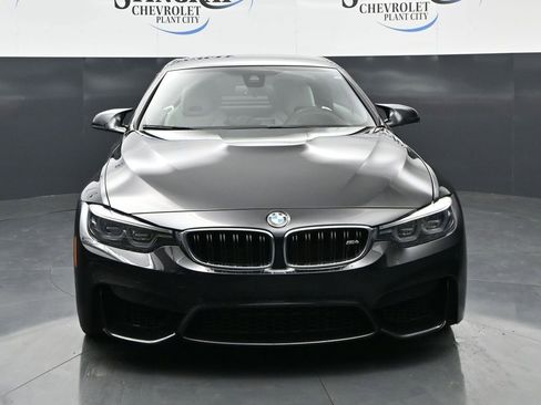 Used 2018 BMW M4 Convertible image 2