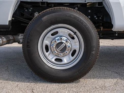 Certified 2025 Ford F250 XL AWD/4WD image 11