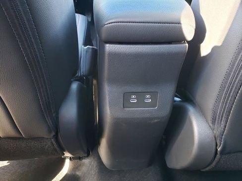 New 2026 Nissan Kicks SR w/ SR Premium Package AWD/4WD image 15