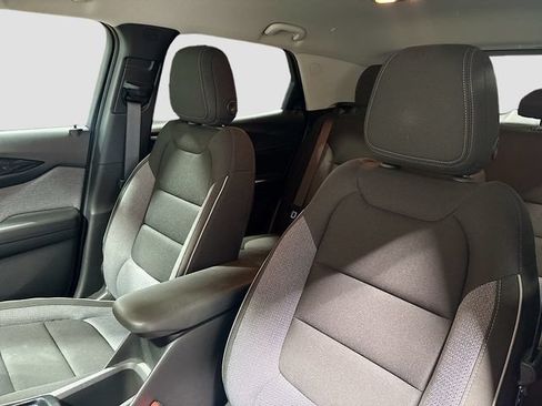 Used 2024 Chevrolet TrailBlazer LS w/ LS Convenience Package AWD/4WD image 19