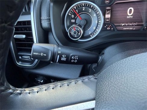 Used 2022 RAM 1500 Laramie image 18