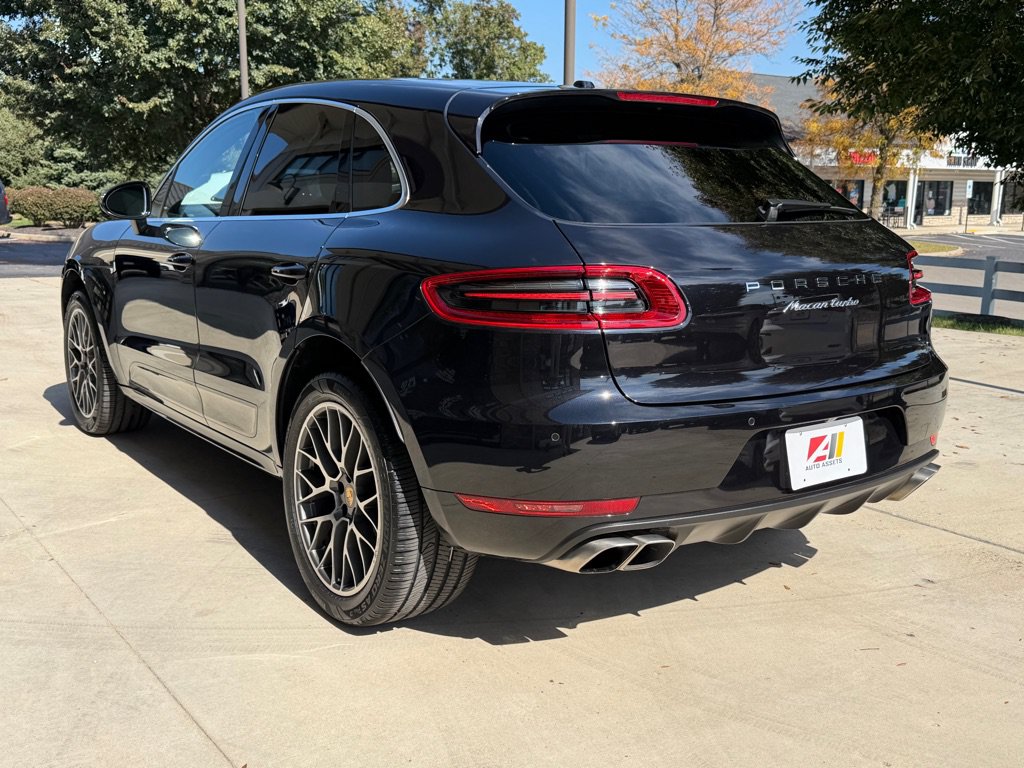 Used 2016 Porsche Macan Turbo AWD/4WD image 7