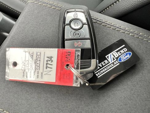 New 2025 Ford Bronco Badlands image 42