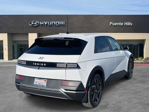 Certified 2024 Hyundai Ioniq 5 SEL image 5