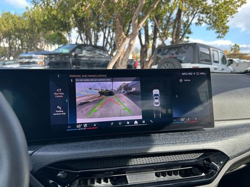 Used 2025 BMW 330i Sedan image 26