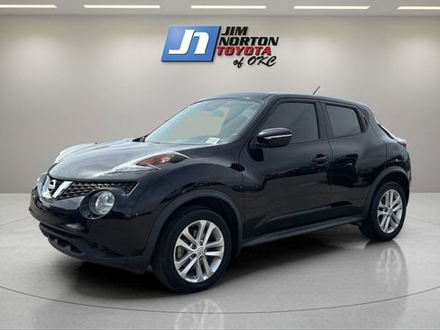 Used 2016 Nissan Juke S FWD image 1