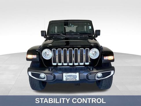 Used 2023 Jeep Wrangler Unlimited Sahara w/ Cold Weather Group AWD/4WD image 3