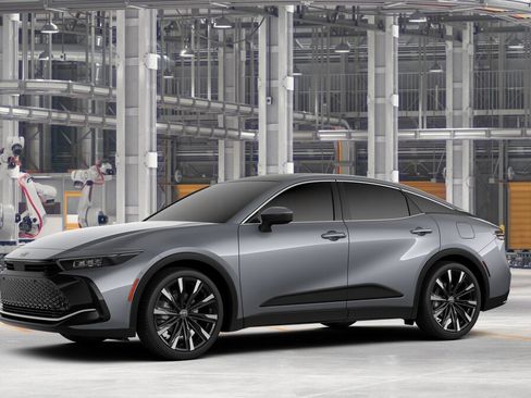 New 2026 Toyota Crown Platinum AWD/4WD image 2