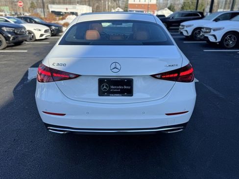 Used 2025 Mercedes-Benz C 300 4MATIC Sedan image 4