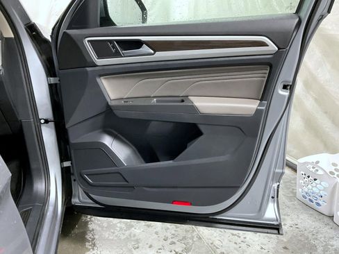 Used 2022 Volkswagen Atlas SE image 17