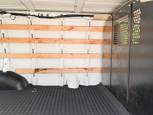 Used 2024 GMC Savana 2500 Work Van w/ Driver Convenience Package image 16