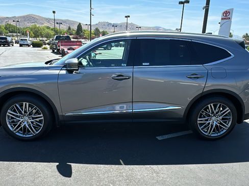 Used 2022 Acura MDX SH-AWD w/ Advance Package image 6