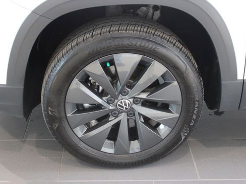 Used 2024 Volkswagen Taos S FWD image 27