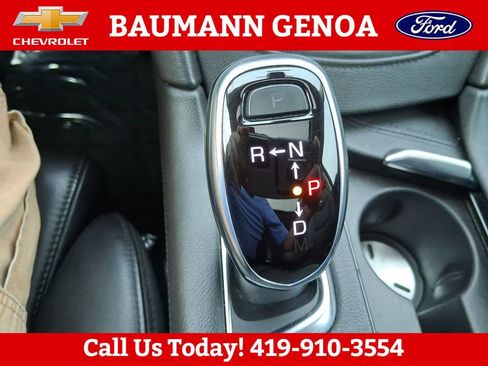 Used 2017 Cadillac XT5 Luxury w/ Driver Awareness Package AWD/4WD image 24
