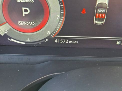 Used 2023 Nissan Rogue Platinum w/ Platinum Premium Package FWD image 32