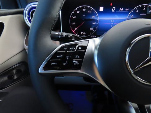 Certified 2025 Mercedes-Benz GLC 300 image 11