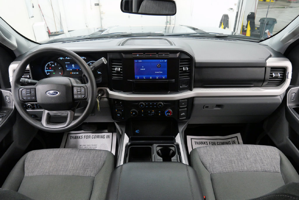 Used 2023 Ford F350 XLT w/ Snow Plow Prep Package AWD/4WD image 23