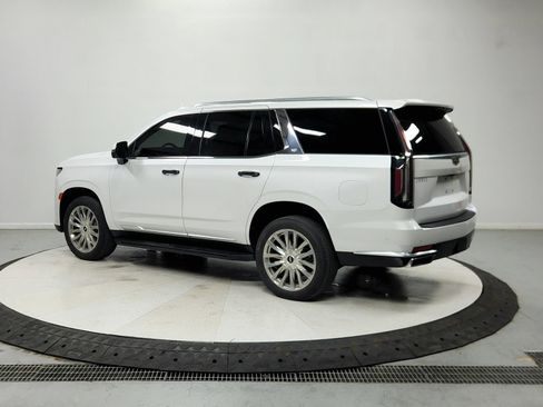 Used 2023 Cadillac Escalade Premium Luxury AWD/4WD image 6