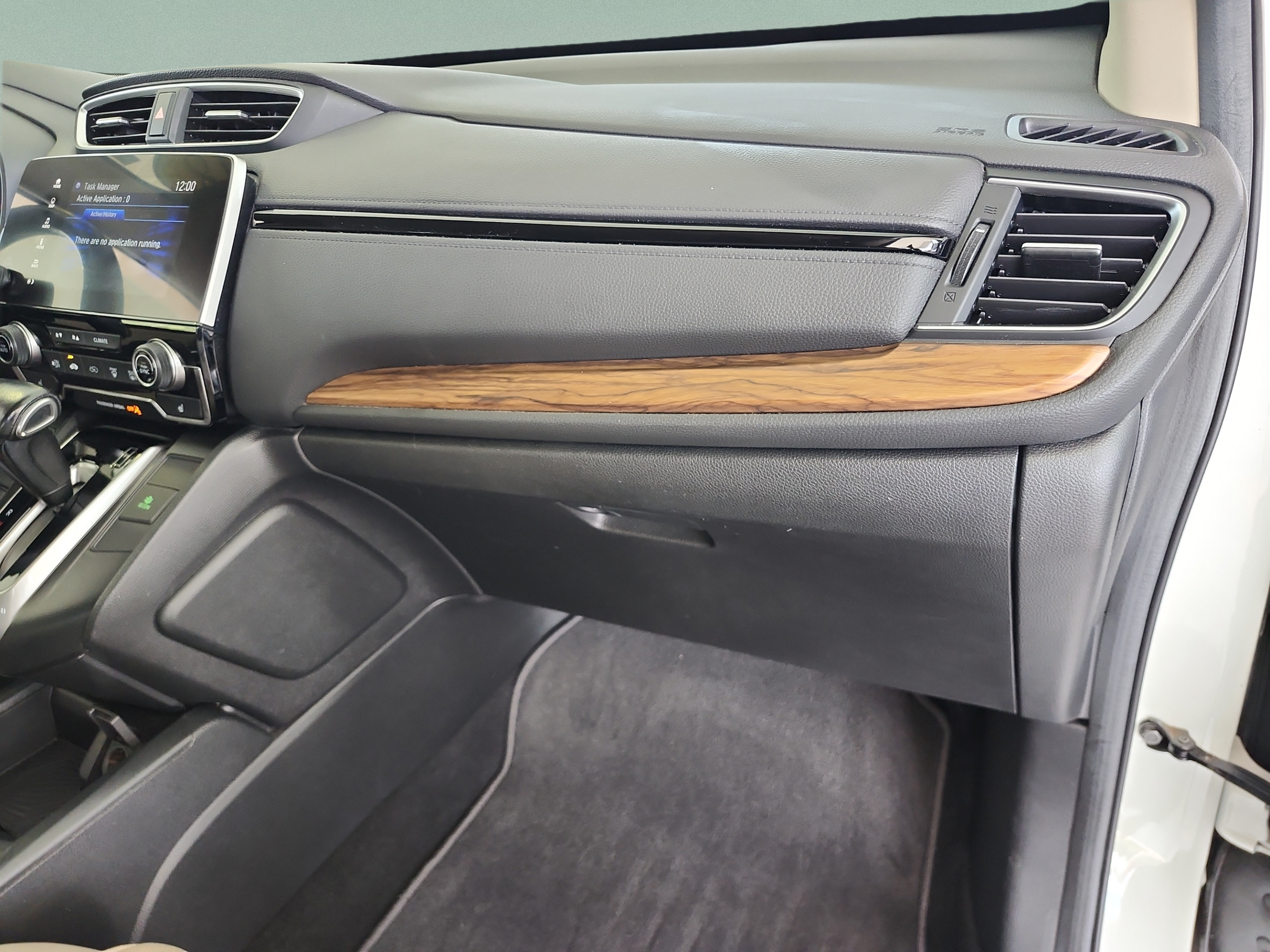 Used 2018 Honda CR-V Touring image 19