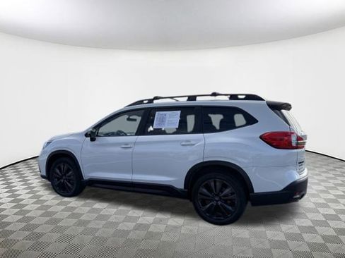 Used 2022 Subaru Ascent Onyx Edition image 5