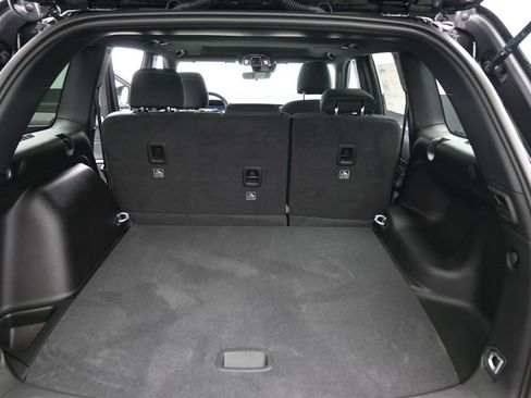 New 2025 Jeep Grand Cherokee Laredo X image 14