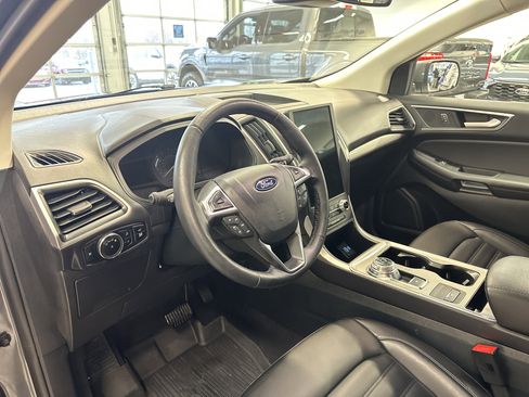 Used 2024 Ford Edge SEL w/ Convenience Package image 24