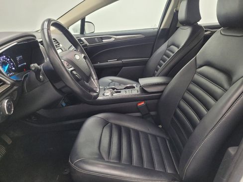 Used 2020 Ford Fusion SEL image 17