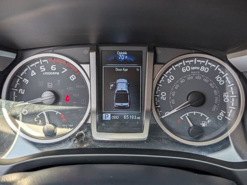 Used 2023 Toyota Tacoma SR5 RWD image 19